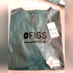 New with tags Figs Hunter Green Casma Scrub Top Medium